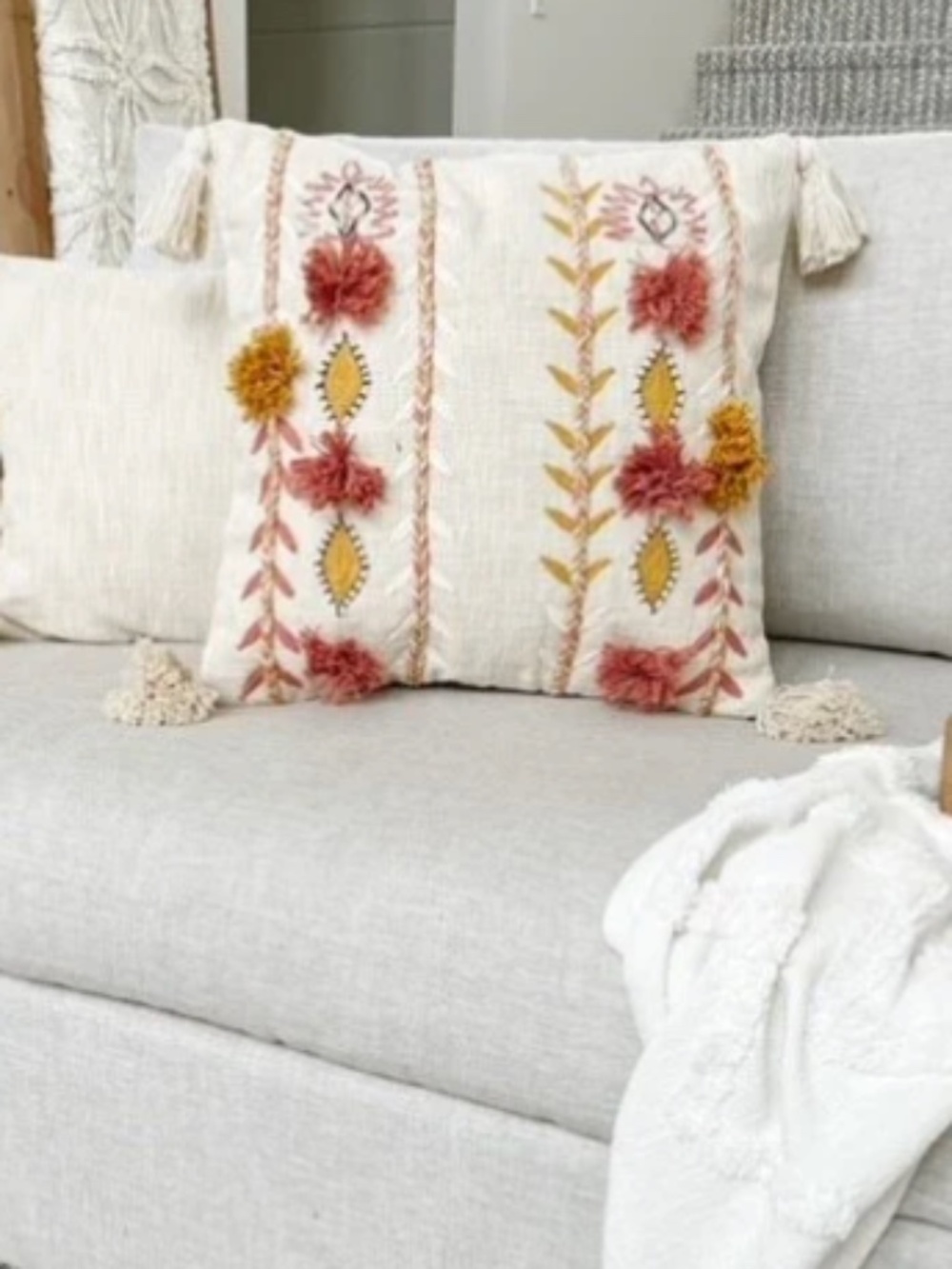 Set/3 Embroidered Pillows with Tassels - Picture 14 of 16